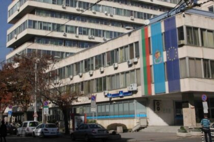 Служители на НОИ излязоха на национален протест за 20% увеличение на заплатите