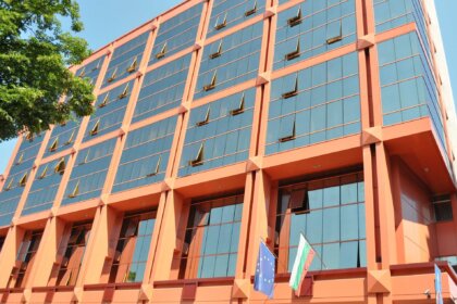 Сметната палата гони пенсионери и реже бонуси, но търси над 100 нови одитори