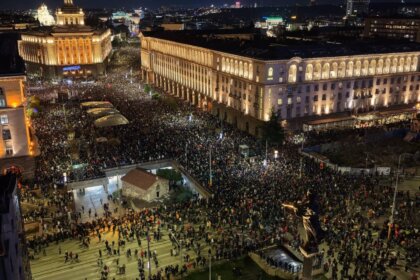 Над 82% от българите отхвърлят сегашния модел на управление, сочи проучване
