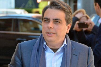 Василев: Дайте власт на една партия, за да има промяна