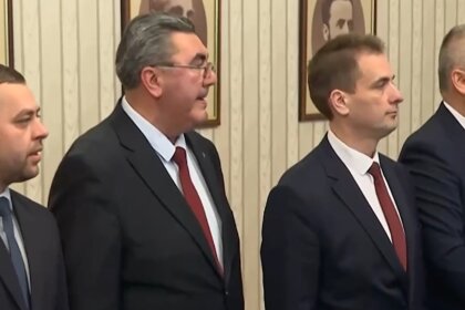 АПС върна мандата, отиваме на избори