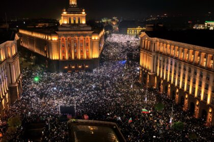 България с рекордно дъно в индекса за корупция: Защо декемврийските протести бяха неизбежни