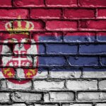 Полицията задържа младеж след нападение над студенти, разпалило нови протести в Сърбия