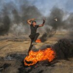 Хиляди палестинци се борят за място в новата полиция на Газа