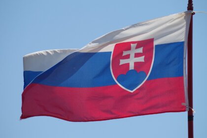 Словакия заплаши да спре тока за Украйна