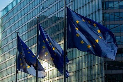 Унгария спря 20-ия пакет санкции на ЕС срещу Русия навръх годишнината от войната