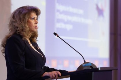 Йотова: Най-важната ни роля в момента е сигурността на страната ни