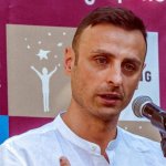 Бербатов настоява училищните салони да са отворени след часовете