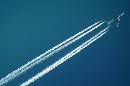 ЕС връща европейци от Близкия изток, българи се прибират днес