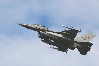 F-16 летят над София, но още години до истинската охрана на небето