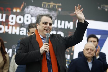 Асен Василев: Нищо няма да се оправи, докато не ликвидираме корупцията
