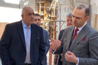 Борисов от Кюстендил: „Сянката на Копринката управлява коалицията на Радев“