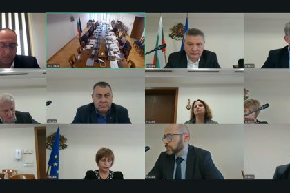 За първи път: Депутати искат отстраняване на член на ВСС