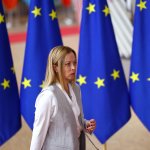 Правителството на Мелони с рекорд по дълголетие, курсът към Украйна остава непроменен