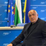 Борисов за Радев: Зад него стоят само олигарси