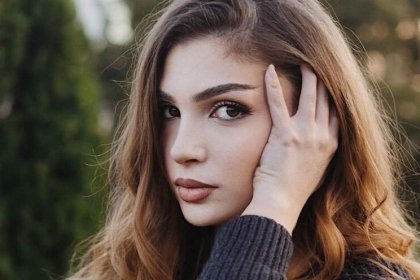 Анна Бодакова: Окуражаваха поколението ми да се махне от България