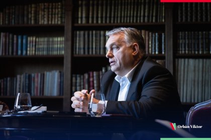 Ванс кацна в Будапеща да спасява Орбан преди изборите