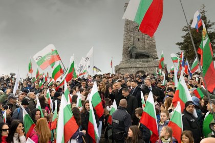 EUobserver: Мащабна манипулация помпа рейтинга на Румен Радев в TikTok по модела на Джорджеску