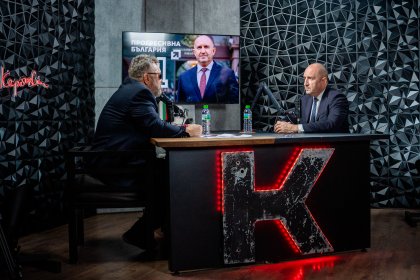 Полина Паунова: Румен Радев изглежда съвсем убеден, че в последна сметка ще управлява с ГЕРБ