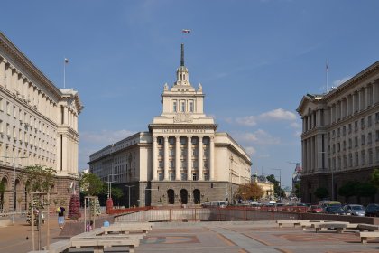 Първи резултати следете тук: проевропейският вот се консолидира