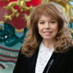 Йотова: дадох моя вот, за да има скоро работещо Народно събрание