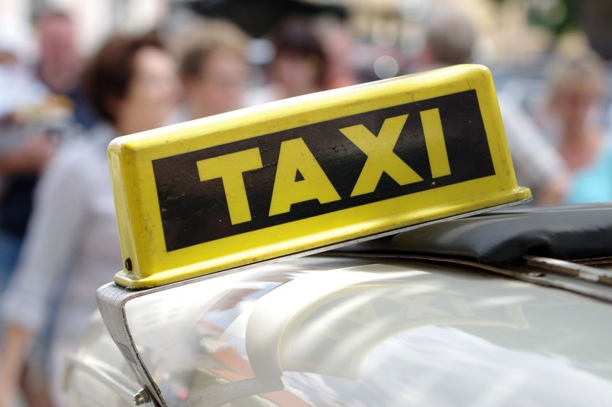 Такситата във Варна поскъпнаха с 15 процента
