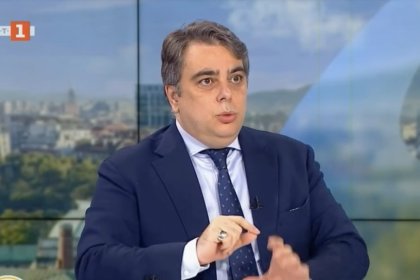 Асен Василев: Бюджетът на Гълъб Донев е по-скандален от този, който свали кабинета „Желязков“