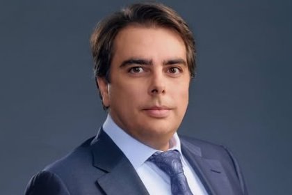 Асен Василев: Огромна лъжа е написана в Бюджет 2026