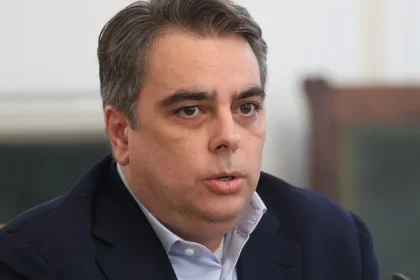 Асен Василев поиска обяснения за разходите в Бюджет 2026: „Обществото трябва да знае“