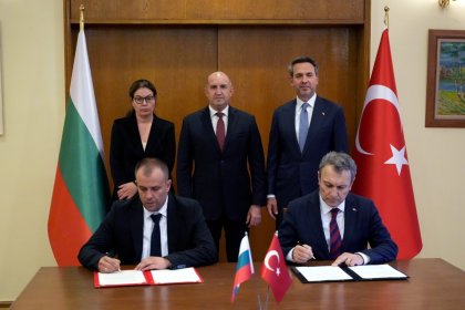 Замразиха договора с Боташ