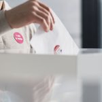 Връщат задължителното машинно гласуване