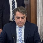 Гълъб Донев блокира след въпрос на Асен Василев