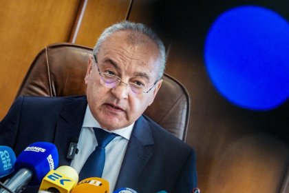 Отхвърлени и пренебрегнати: Кои предложения на опозицията не минаха в Бюджет 2026 на Гълъб Донев