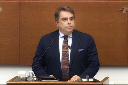 Епични дебати в парламента преди финалното гласуване на Бюджет 2026