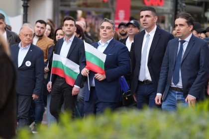 Гласуването на Бюджет 2026 разкри дълбоки различия между ПП и ДБ