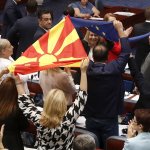 Македонският премиер отново призова за разговори с България и ЕС