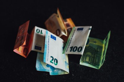 Колко трябва да печелите и да притежавате, за да сте сред най-богатите 10% в България