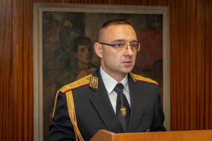 Овладян е пожарът до военния завод „ЕМКО" край Трявна — няма опасност за населените места