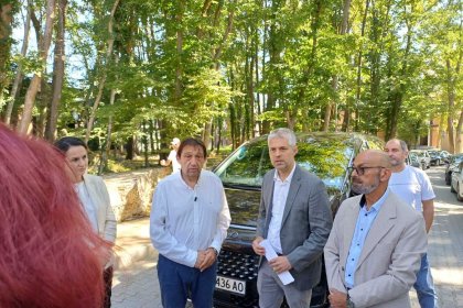 Властта удари на камък: ВиК и „Енерго Про“ отказаха да спрат тока и водата в „Баба Алино“