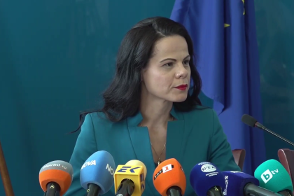Ивкова отстъпва: инвитро фондът остава непокътнат