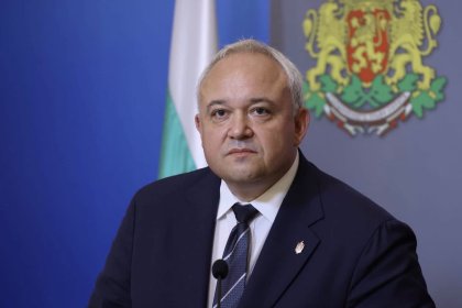 Демерджиев: Прокуратурата прибързано иззе данните за полетите на Пеевски