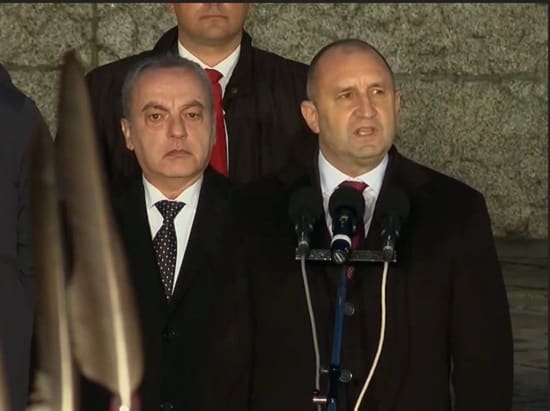 Кои министри може да се разделят с постовете си?