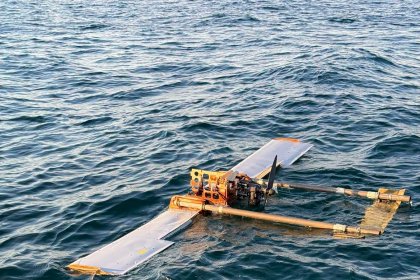 Военни извадиха дрон от морето край Калиакра