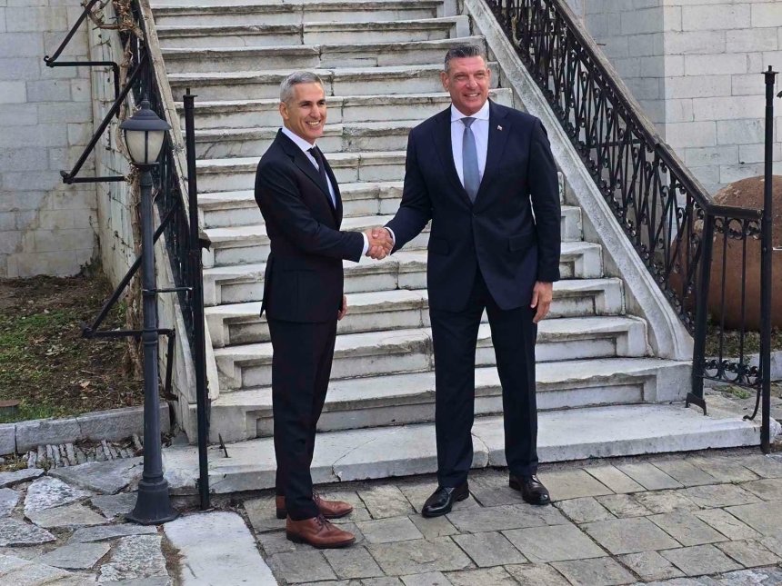 Форумът за демократично действие подкрепи Гюров и Кандев за президентските избори